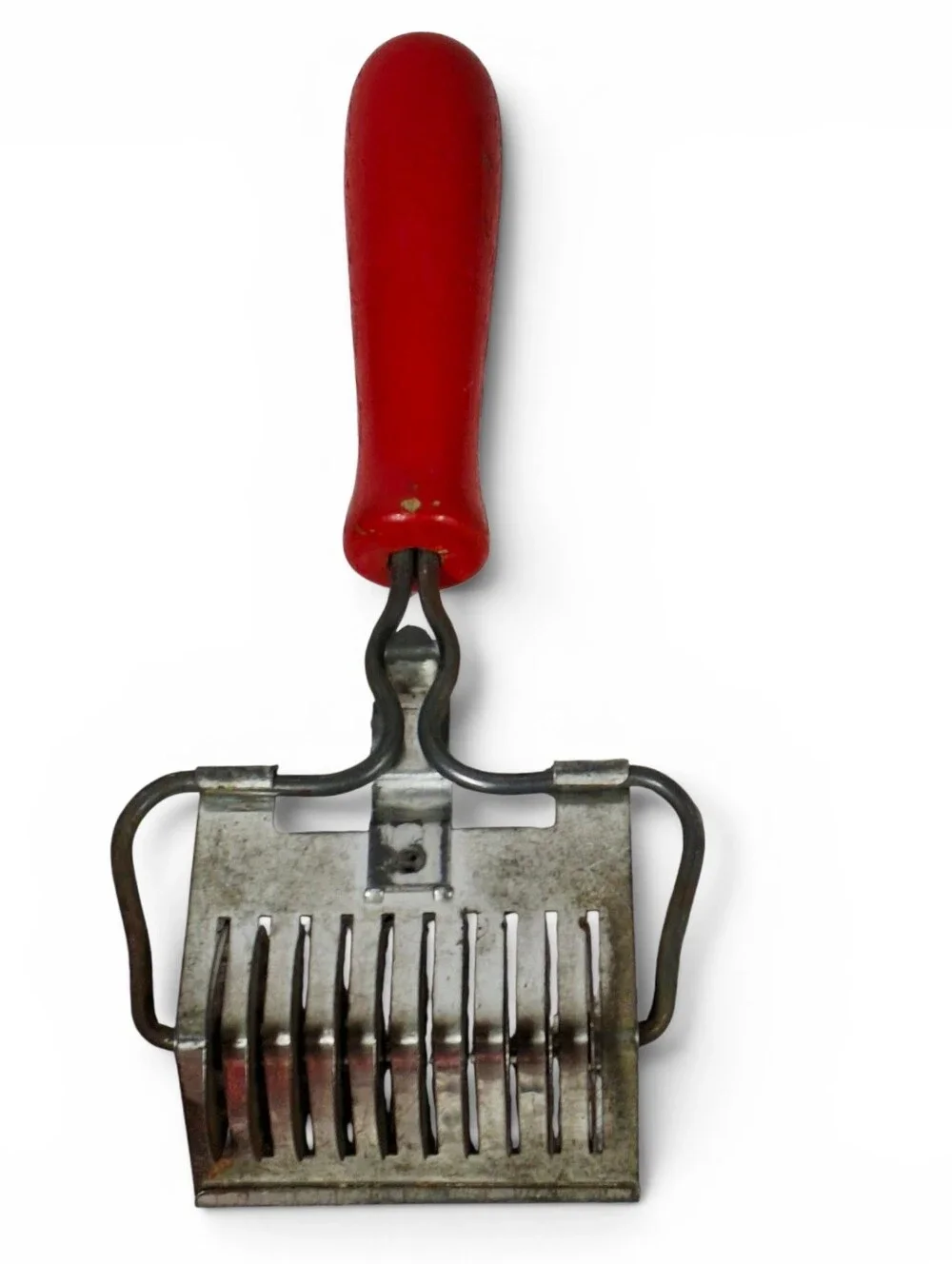 Vintage Red Pasta Noodle Pastry Dough Cutter Kitchen Collectible USA